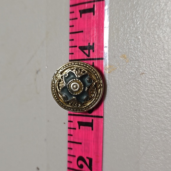 Vintage Button Clip On Earrings 14 - Picture 3 of 3